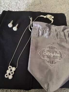 Brighton Rings Silver-Tone Circle Pendant Necklace and Earrings Set - Silver
